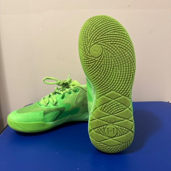 PUMA Lamelo Ball M.E.L.O. MB.01 Lo Volt Green Size 6.5 - Picture 11 of 11